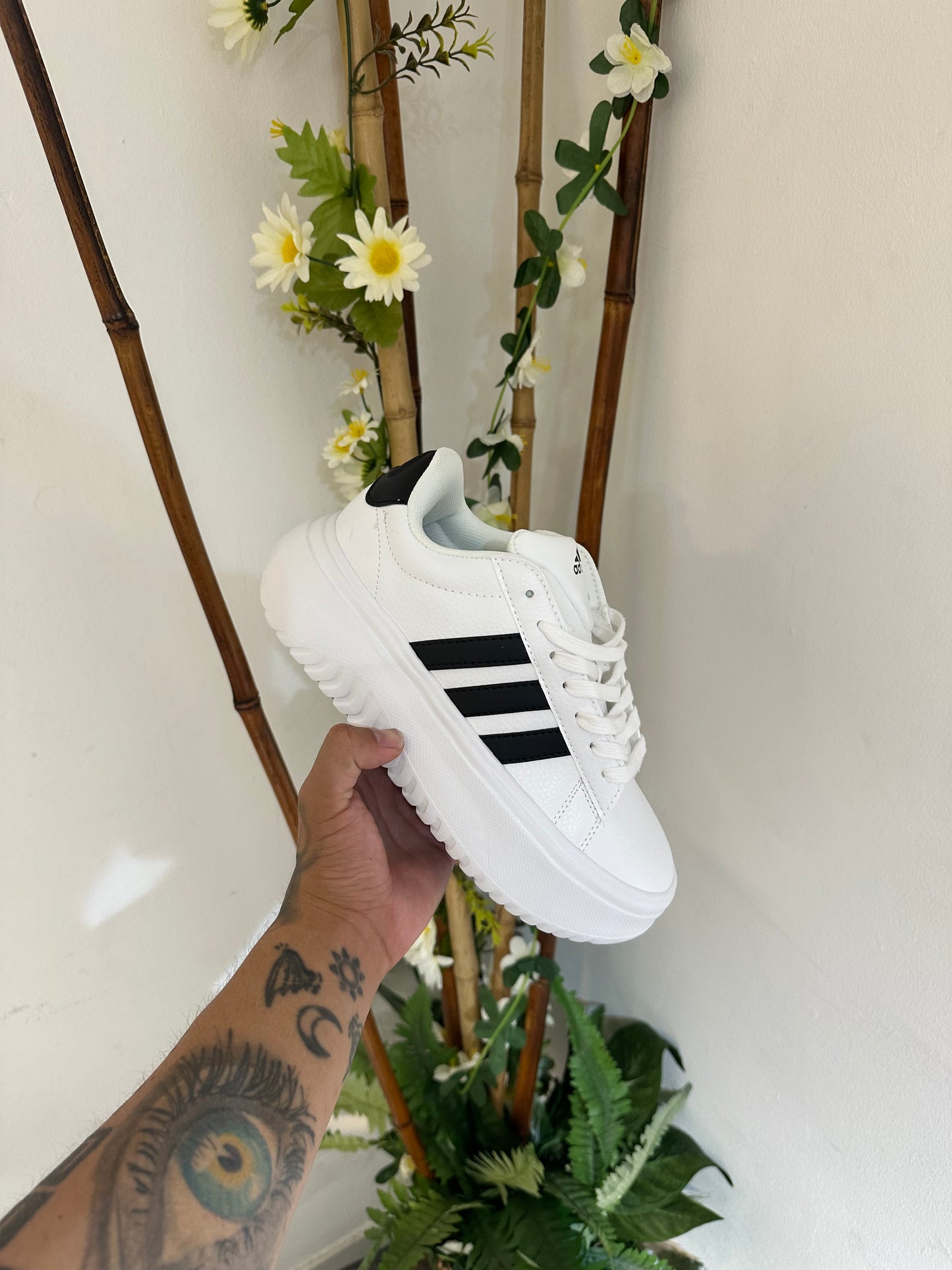 Adidas Grandcourt Plataforma