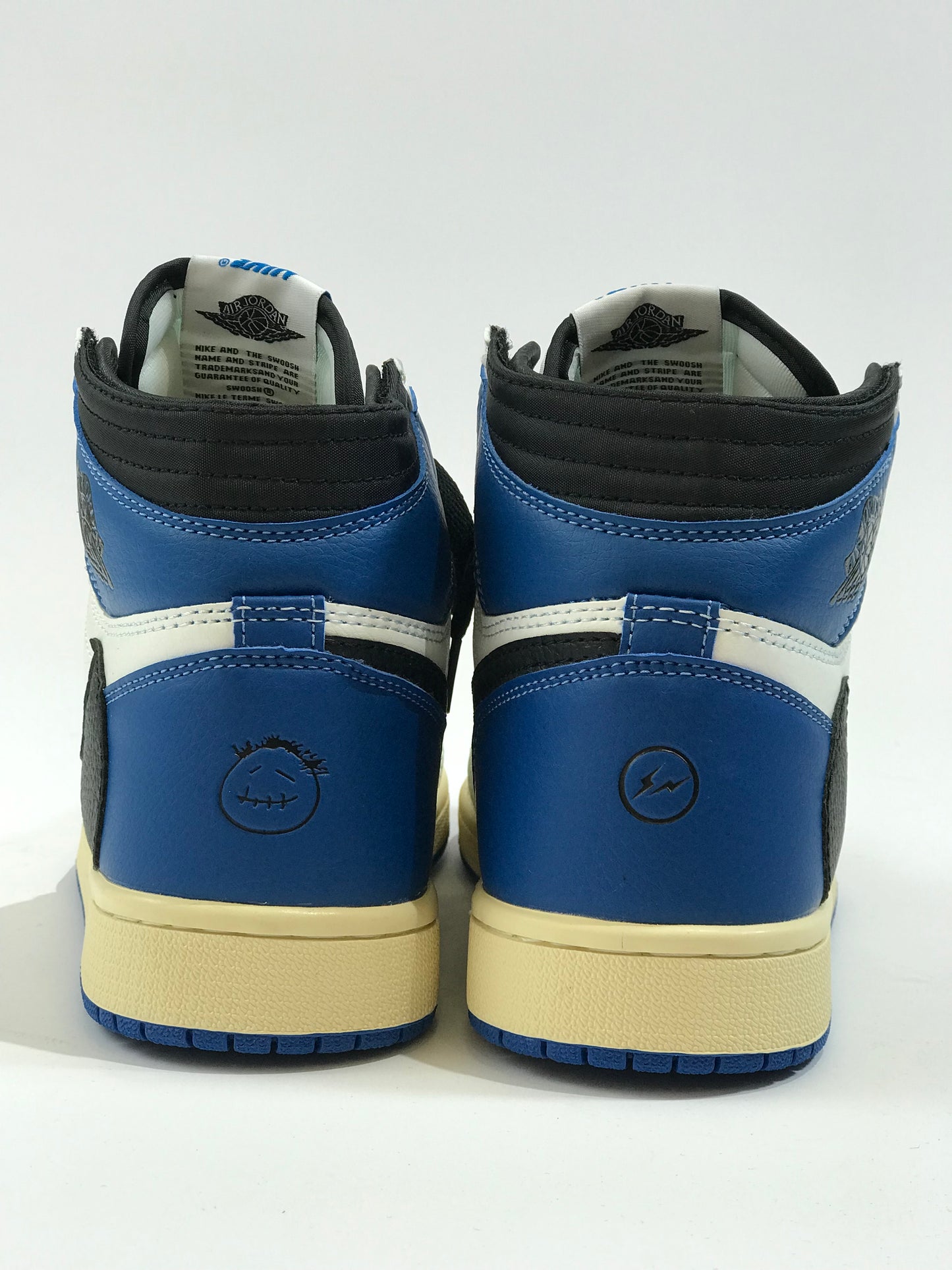 Air Jordan Retro 1 Travis x Fragment