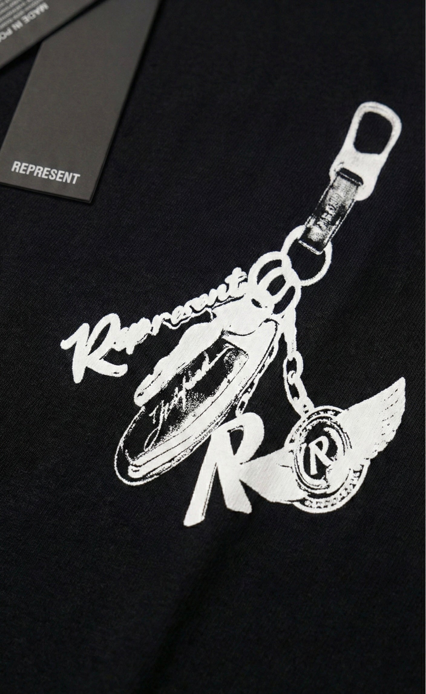 Camiseta Represent “Key Ring”