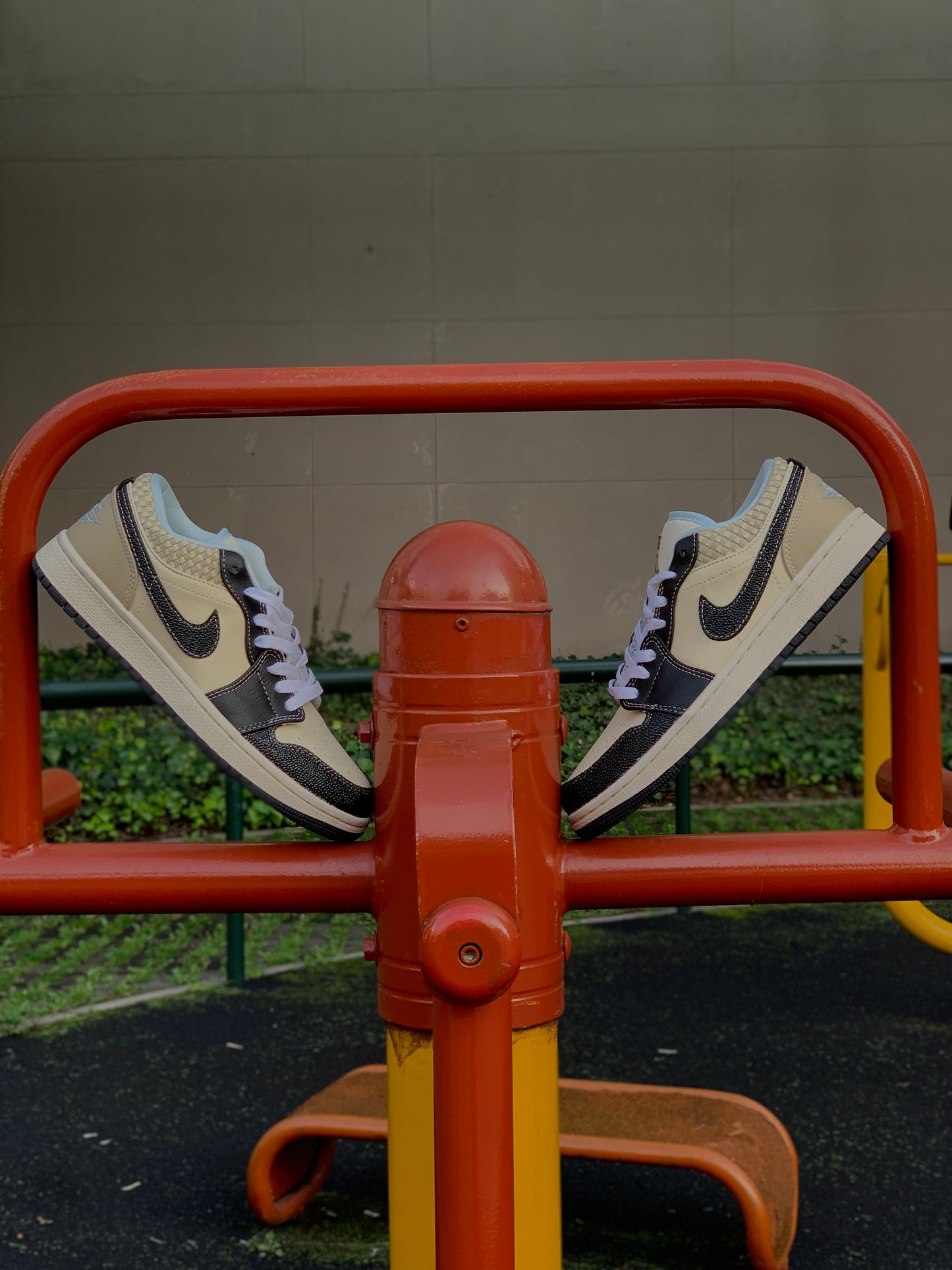 Air Jordan 1 Low SE Coconut Milk