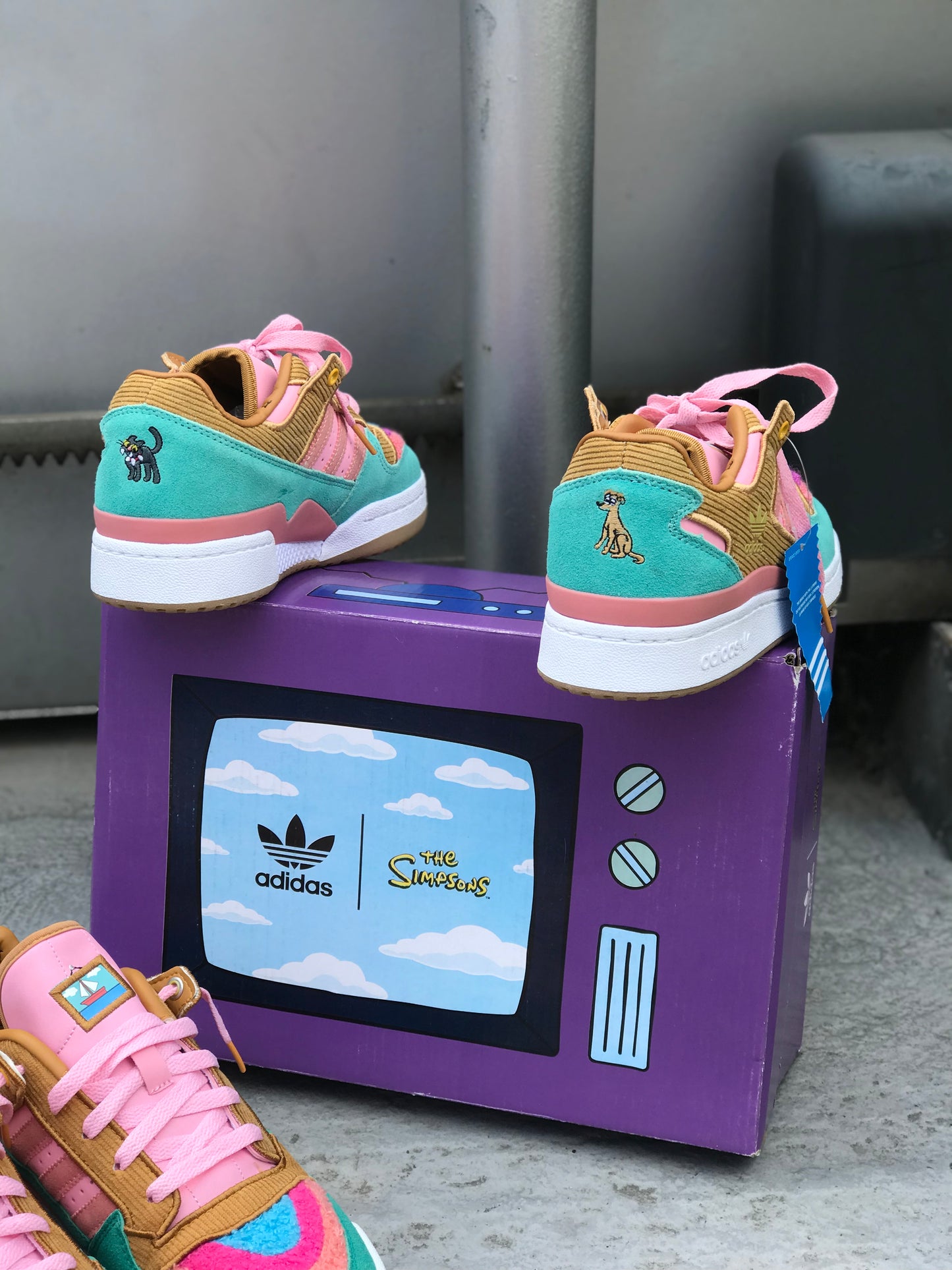 Adidas Forúm, Low “Los Simpson”