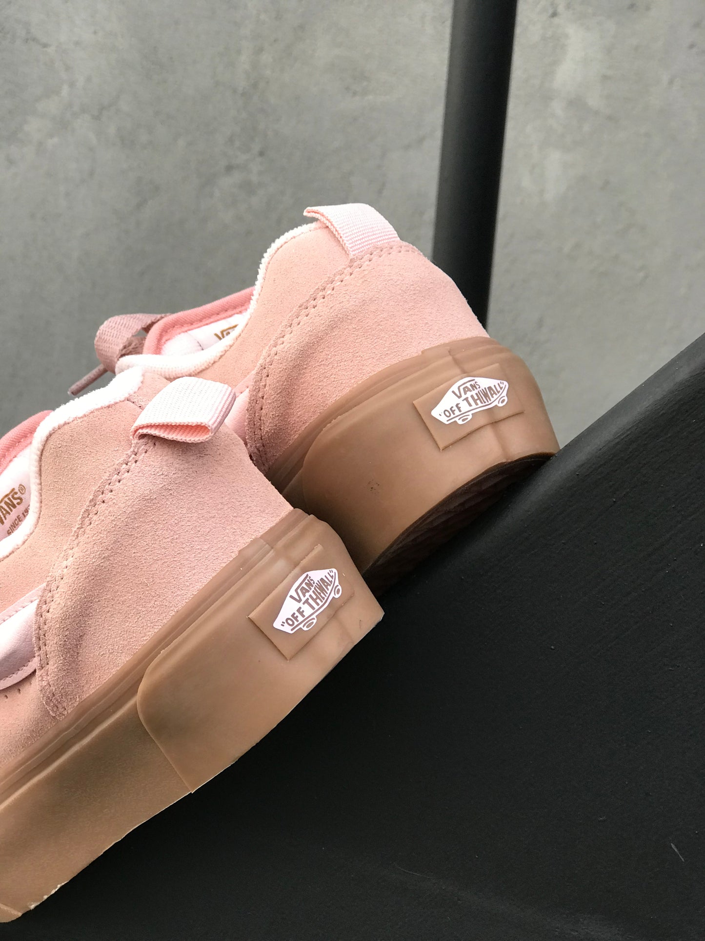 Vans Knu Skool "Pink Gummy"
