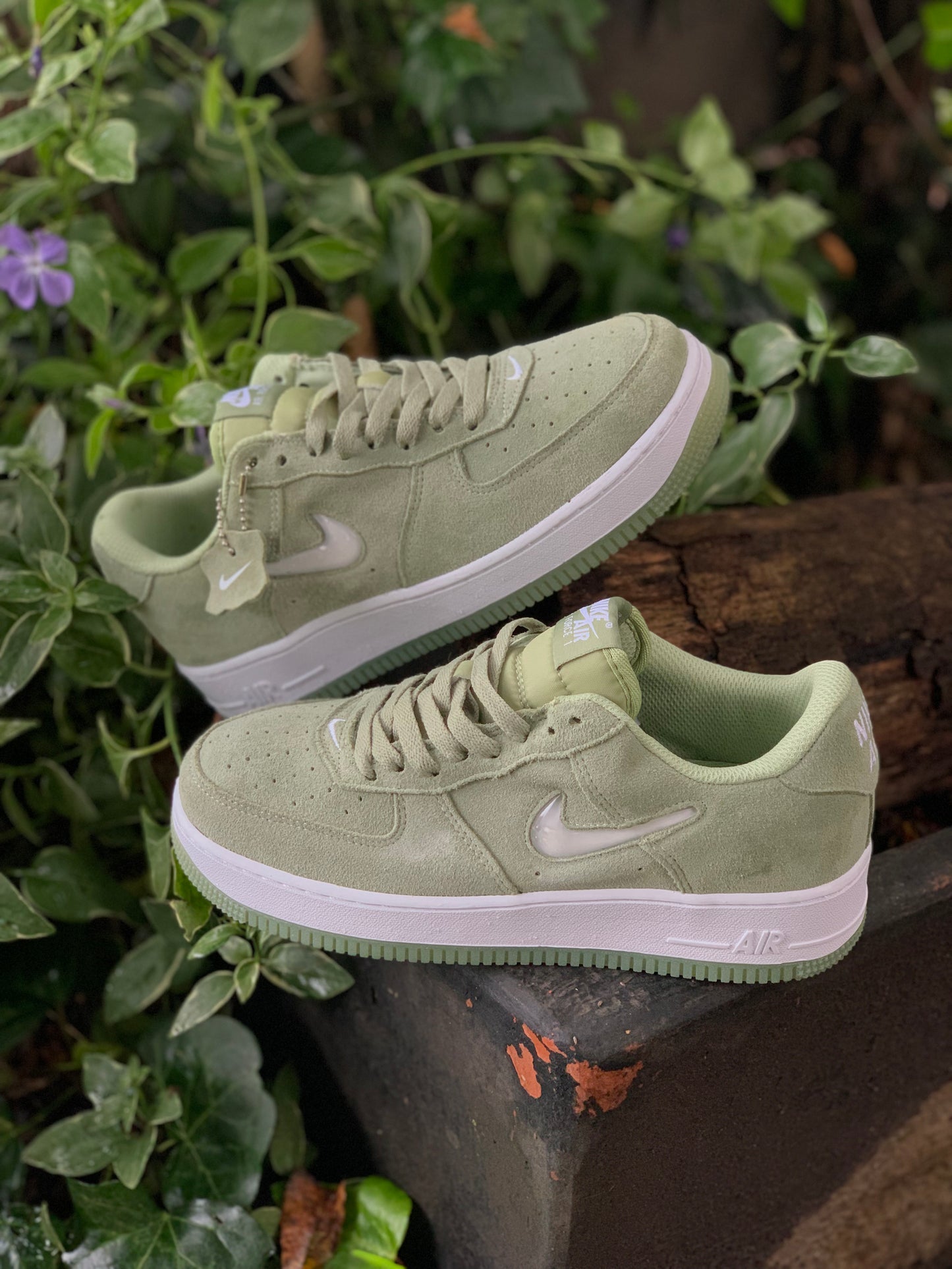 Nike Air Force One "Color of the month"