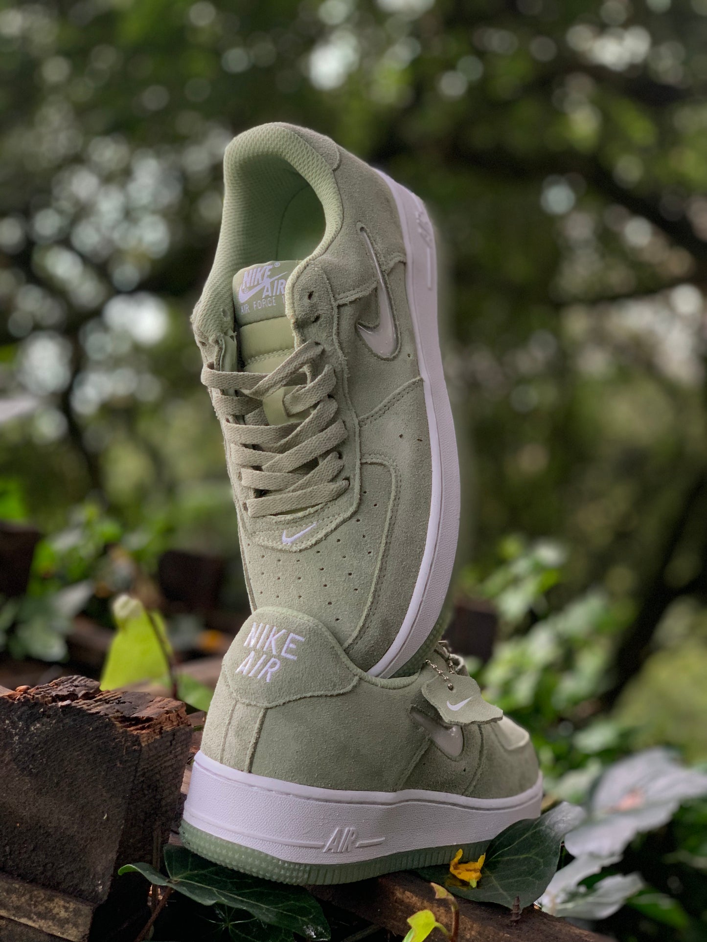 Nike Air Force One "Color of the month"