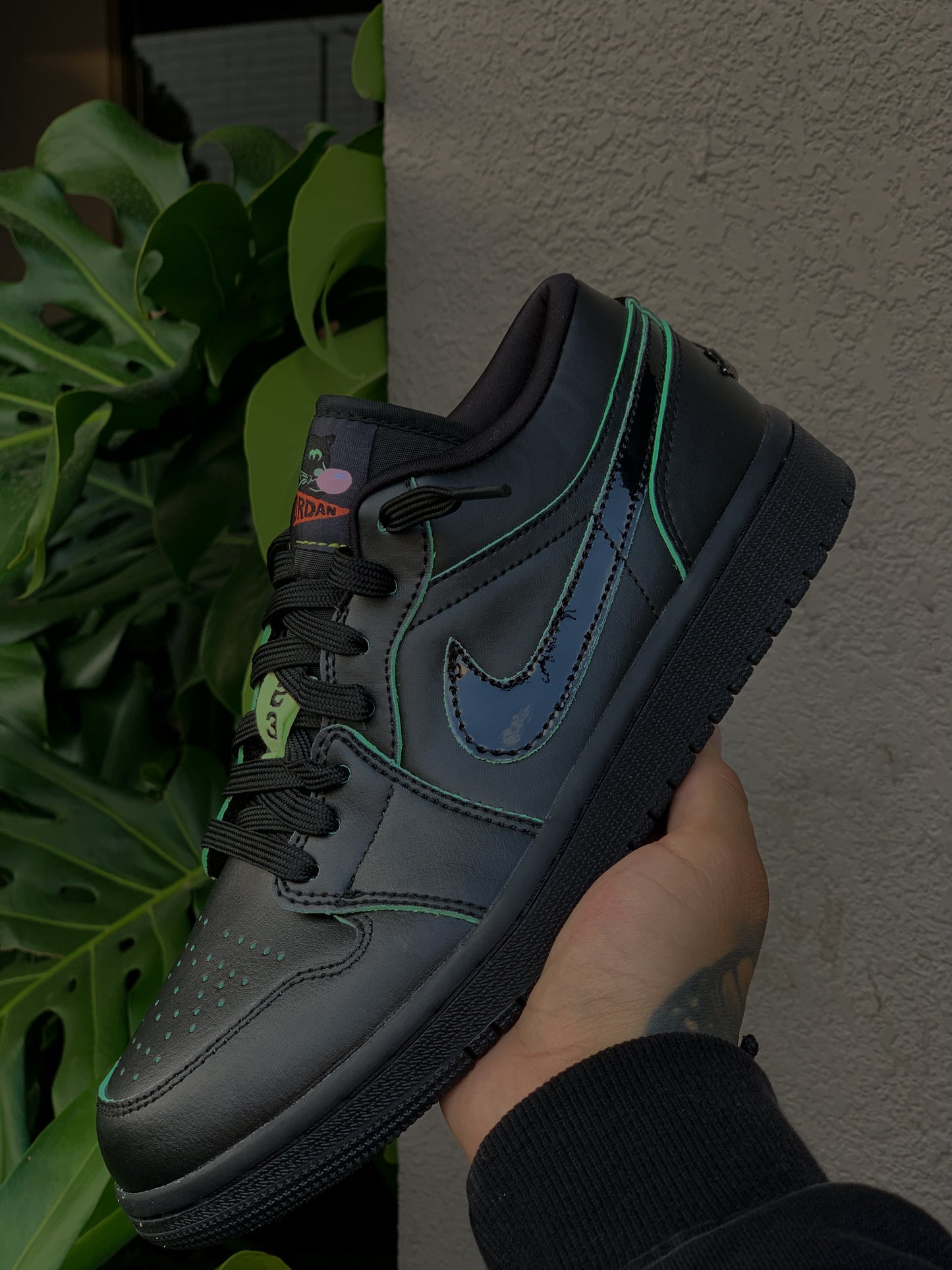 Air Jordan 1 Low SE "Black Cats Mascot"