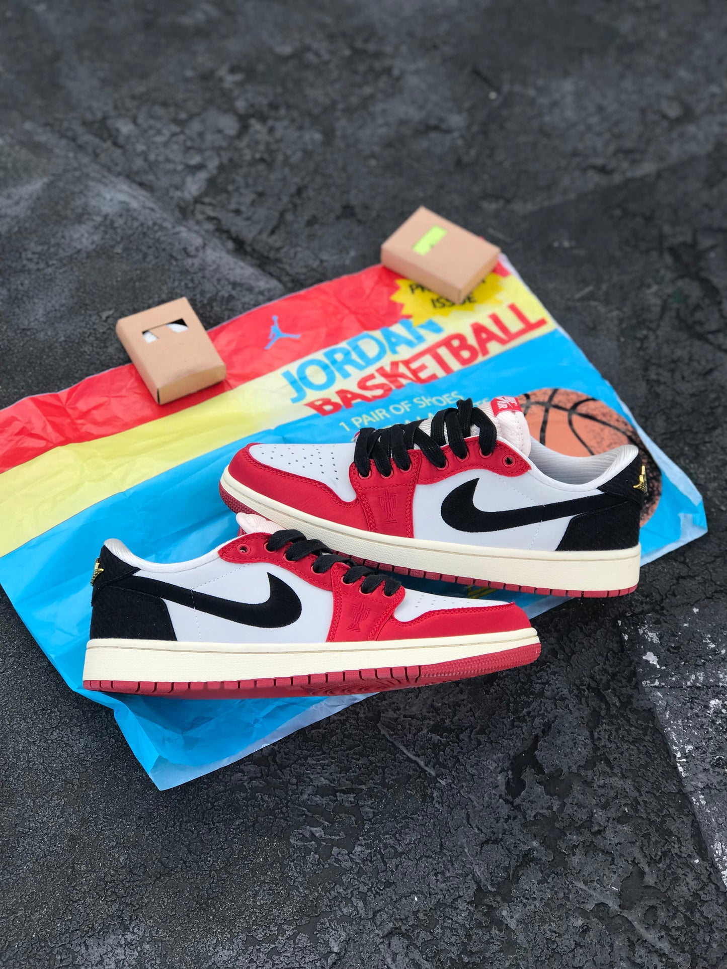 Air Jordan 1 Retro Low OG Trophy Room Away
