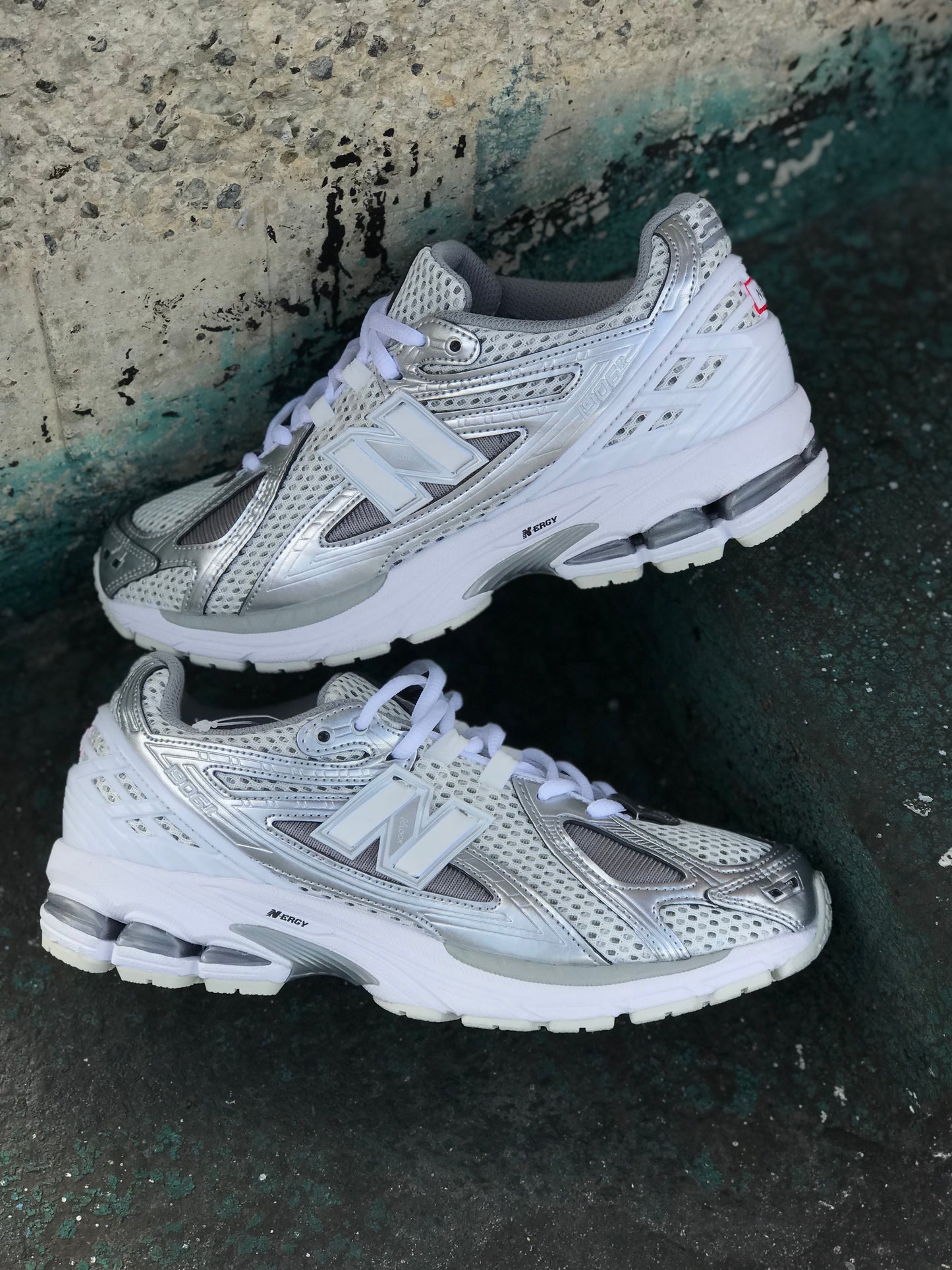 New Balance 1906R Silver Metallic White