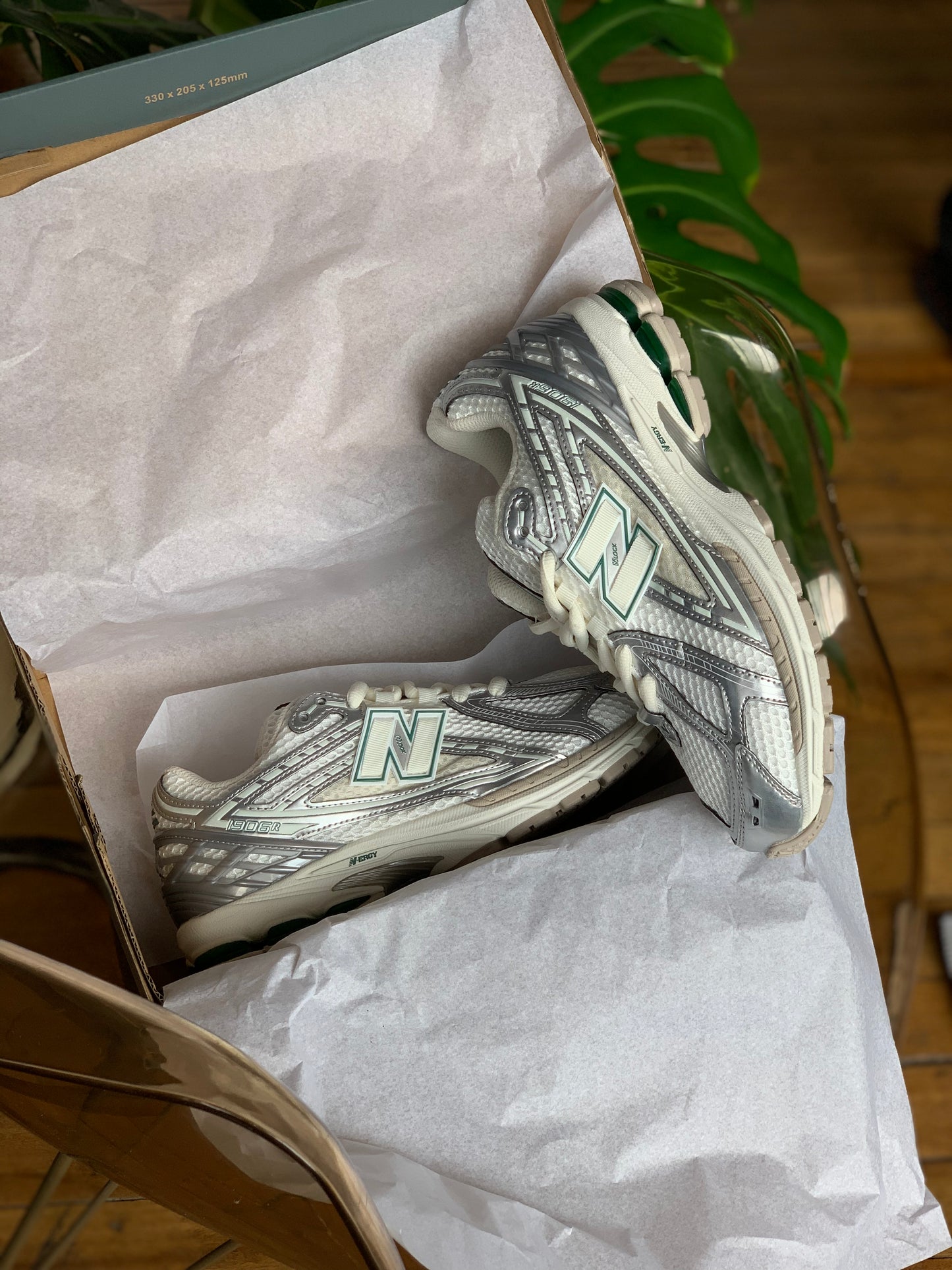 New Balance 1906R Silver