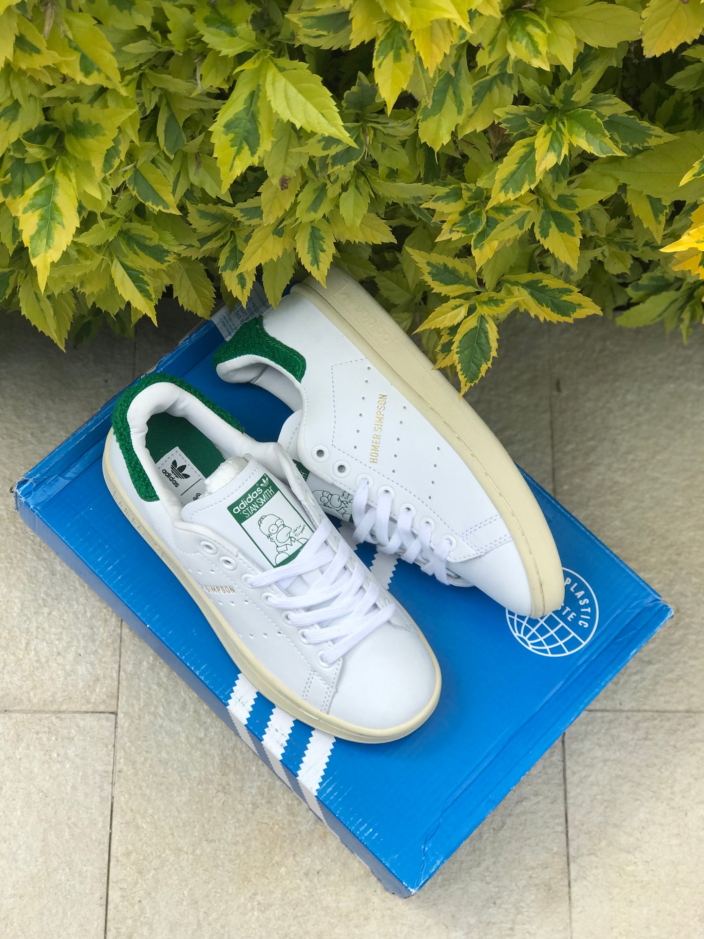 Adidas Stan Smith x Homero Simpson