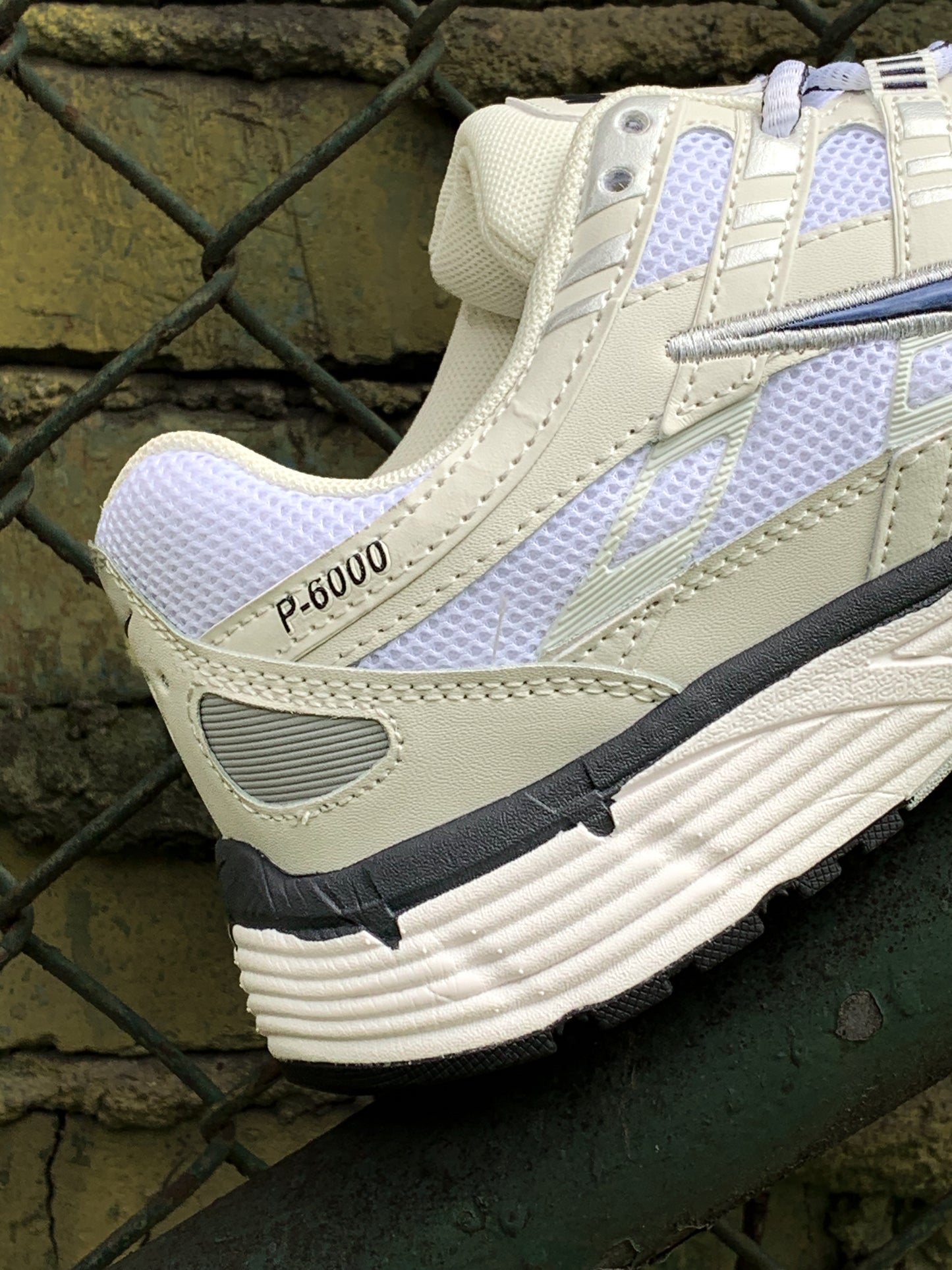 Nike P6000 Metallic White