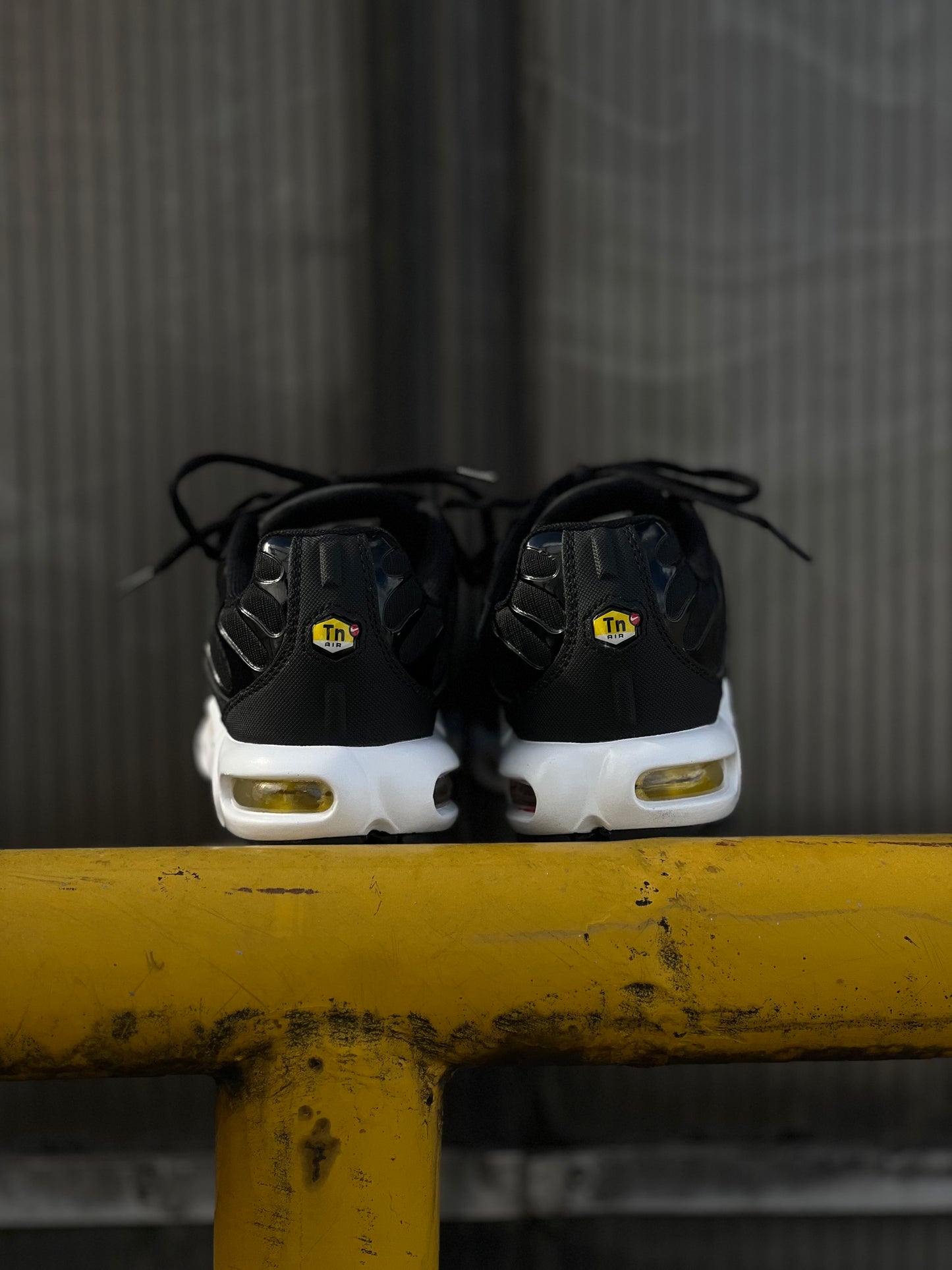 Nike Air Max Plus TN ''Black Yellow''