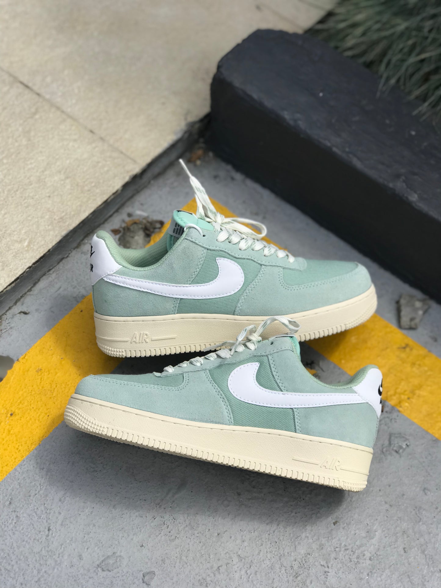 Nike AF1 Low ''Enamel Green''