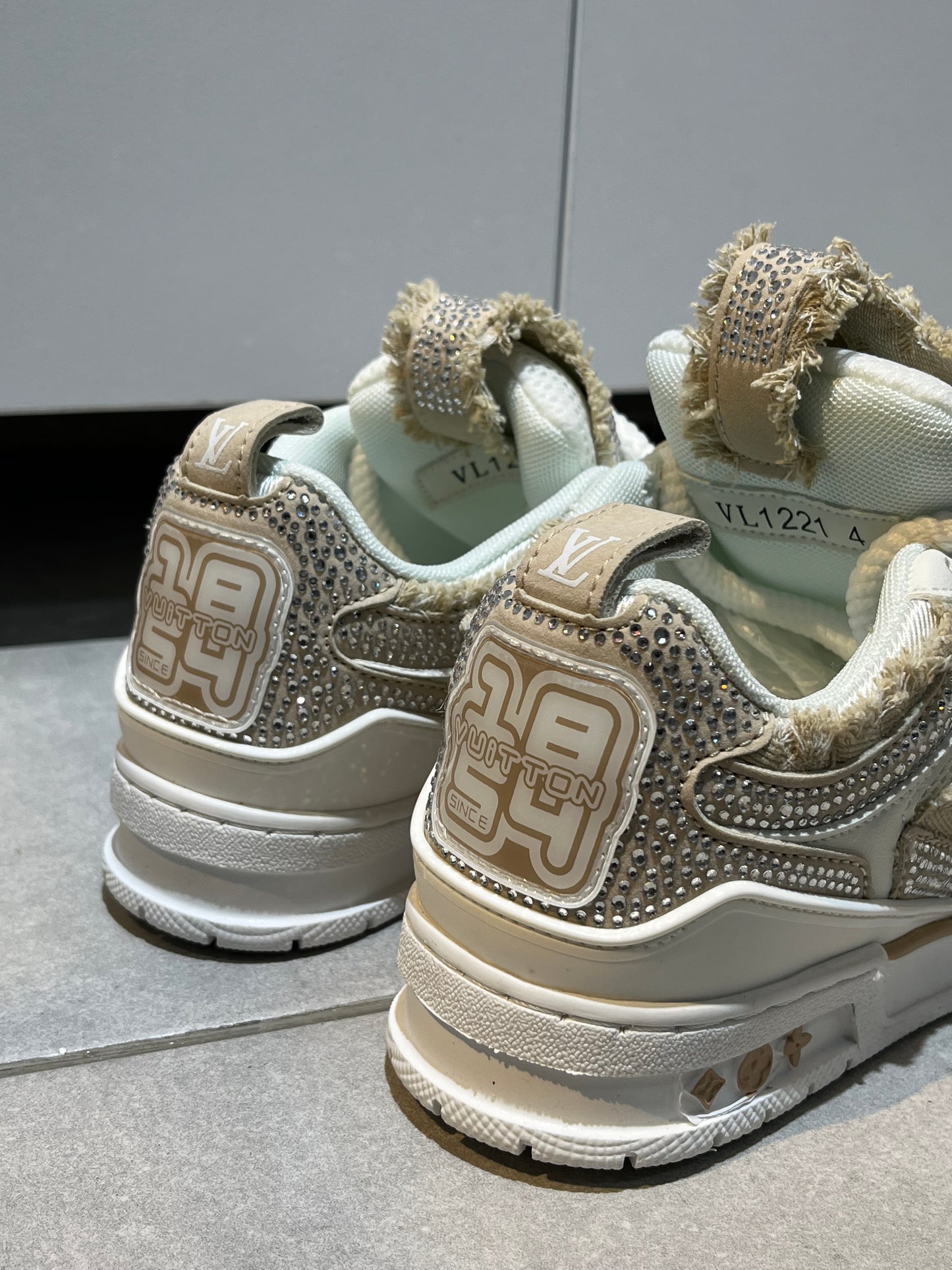 LV Skate Swarovski