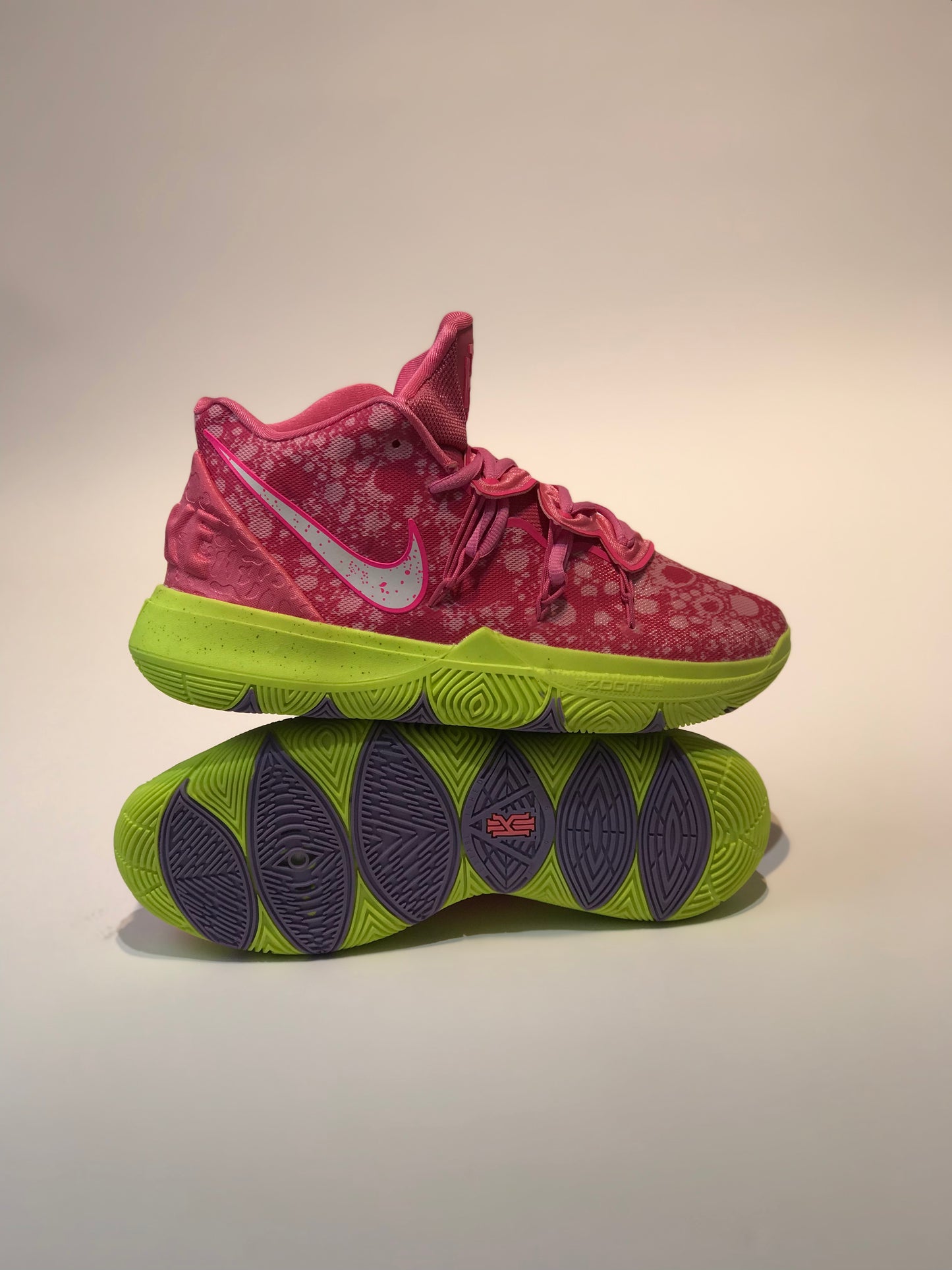 Nike Kyrie Irving 5 x Patricio Estrella