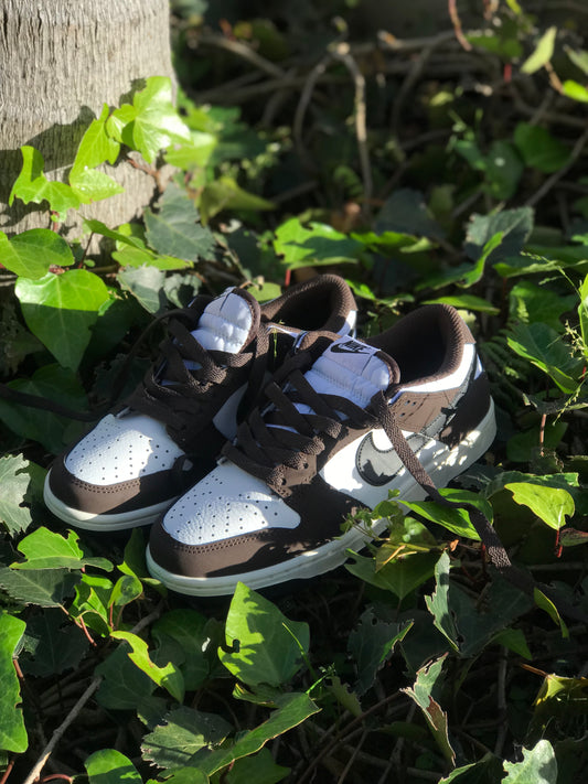 Nike Dunk Low "Mocha"