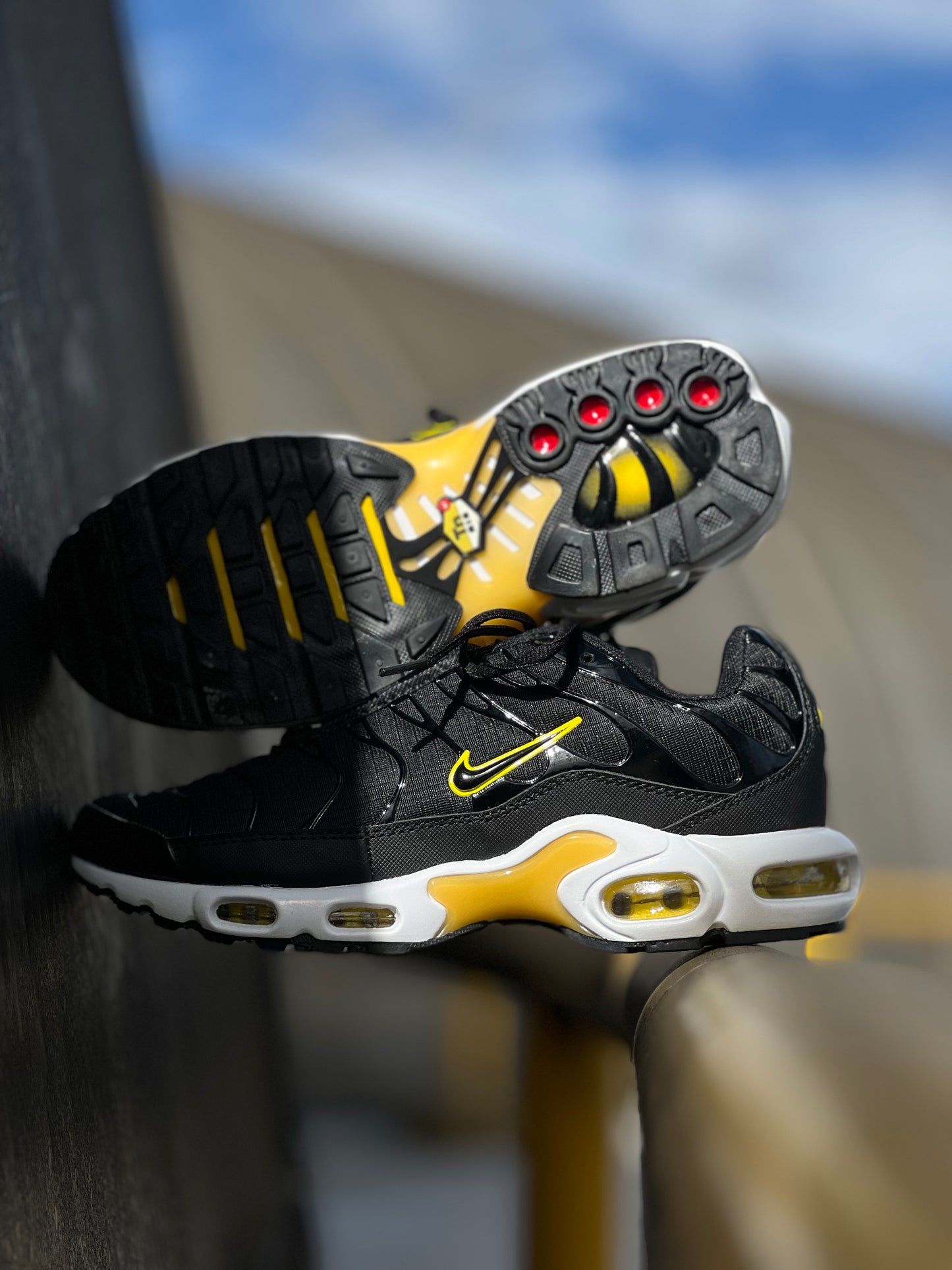 Nike Air Max Plus TN ''Black Yellow''