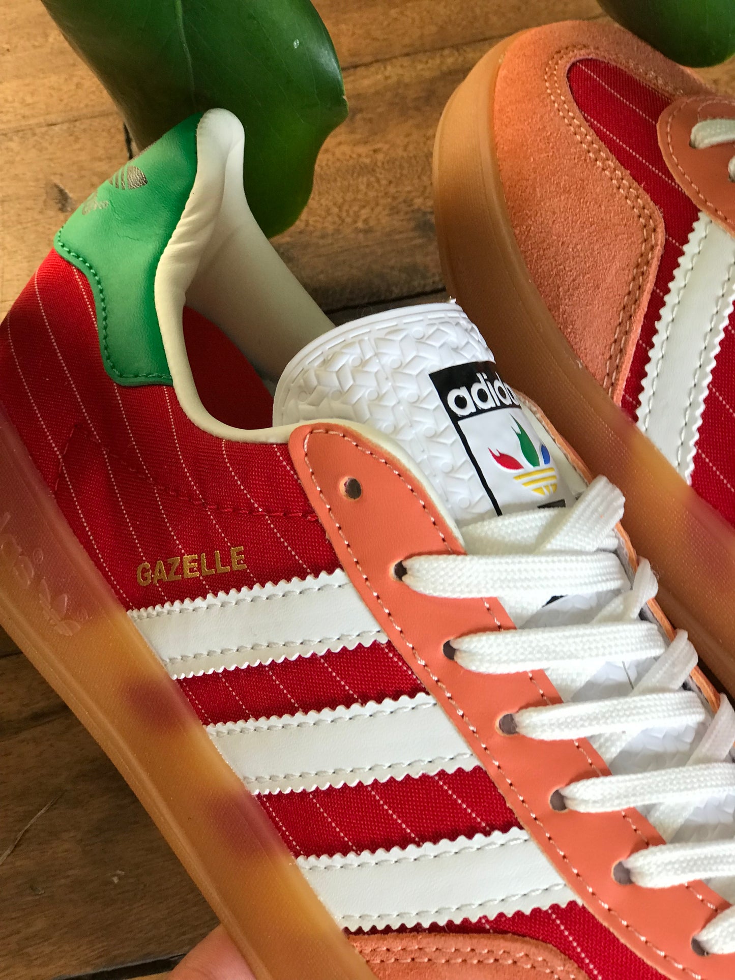 Adidas Gazelle Indoor "Olympic Pack" - Red