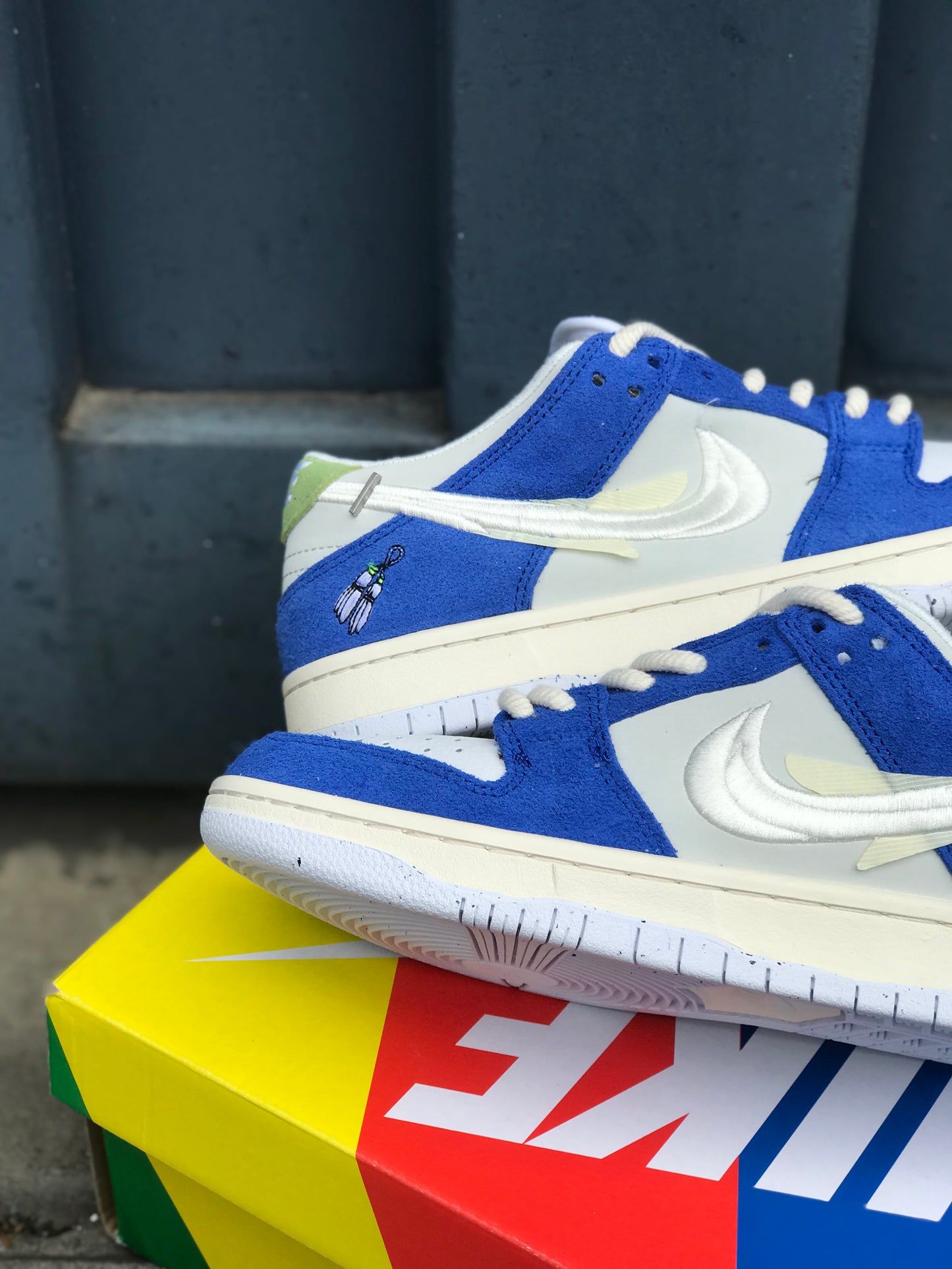 SB Dunk Low ''Fly Streetwear Gardenia''