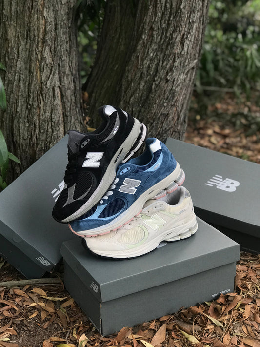 New Balance 2002R ''Black'' / ''Hazy Blue'' / ''Pine''