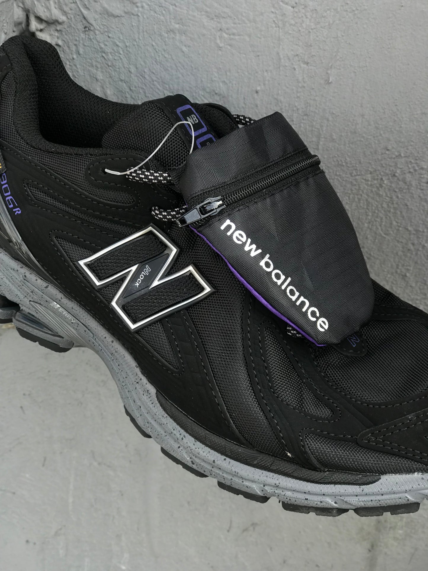 New Balance 1906R Cordura Black